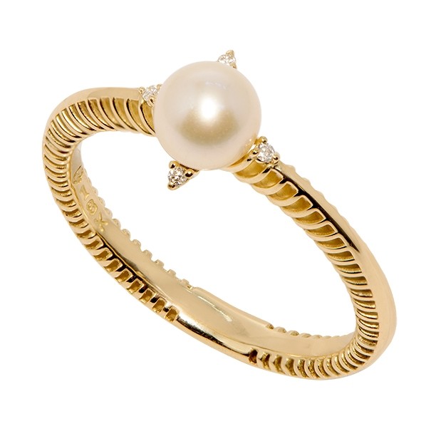Anel em Ouro 18k Charming com Pérola 5.5mm e 4 Brilhantes     