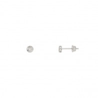 Brinco em Ouro Branco 18k Redondo Chanfrado com 2 Diamantes 2 Pontos