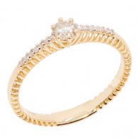 Anel em Ouro 18k Solitário Facine com 1 Diamante 15 Pontos 0.15cts e 14 Diamantes 0.07cts