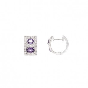 Brinco em Ouro Branco 18k Argola Cravejada com 44 Brilhantes 0.84Cts com 4 Safiras Roxa 5x3mm 1.40Cts