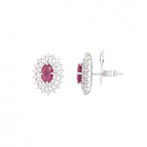 Brinco em Ouro 18k Branco Chuveiro Oval com 2 Rubis 6x4mm 0.92cts com 62 Diamantes 0.89cts