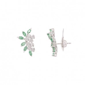 Brinco em Ouro Branco 18k Ear Cuff com 2 Esmeraldas Navete e 16 Brilhantes 